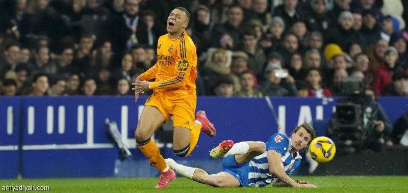 فاسد وبلا مصداقية.. الريال يعلن الحرب على التحكيم