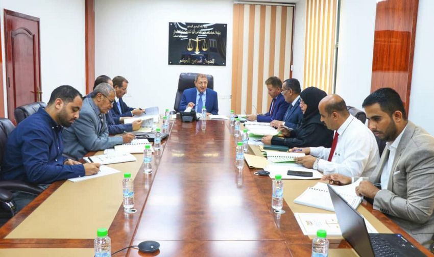 مجلس القضاء يقر إنشاء نيابتين ابتدائيتين في شبوة والمهرة ويجري حركة تنقلات (أسماء)