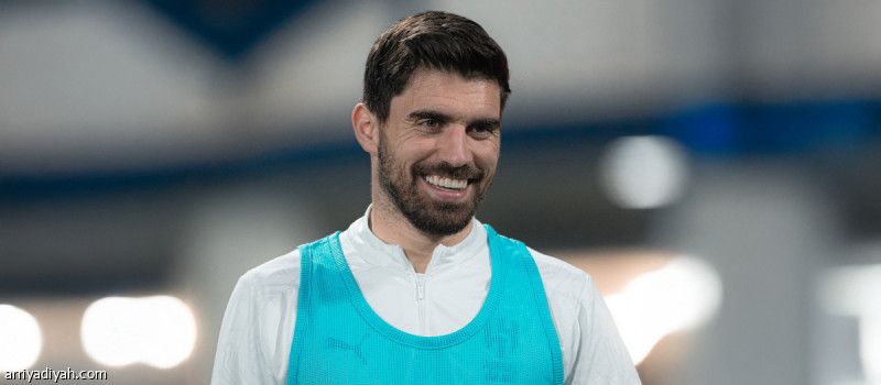 أمام وبيرسبولس.. الهلال يتفوق بـ163 مليونا