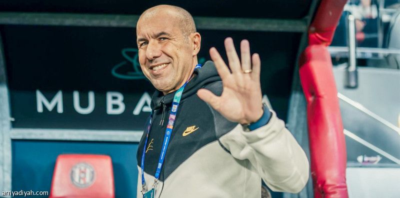 الدوري البرازيلي.. مدرب الهلال يقود كروزيرو