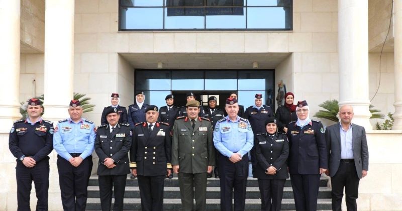 وفد عسكري وأمني كويتي يزور قيادة الشرطة النسائية الأردنية لتعزيز وتبادل الخبرات في مجالي التعليم والتدريب
