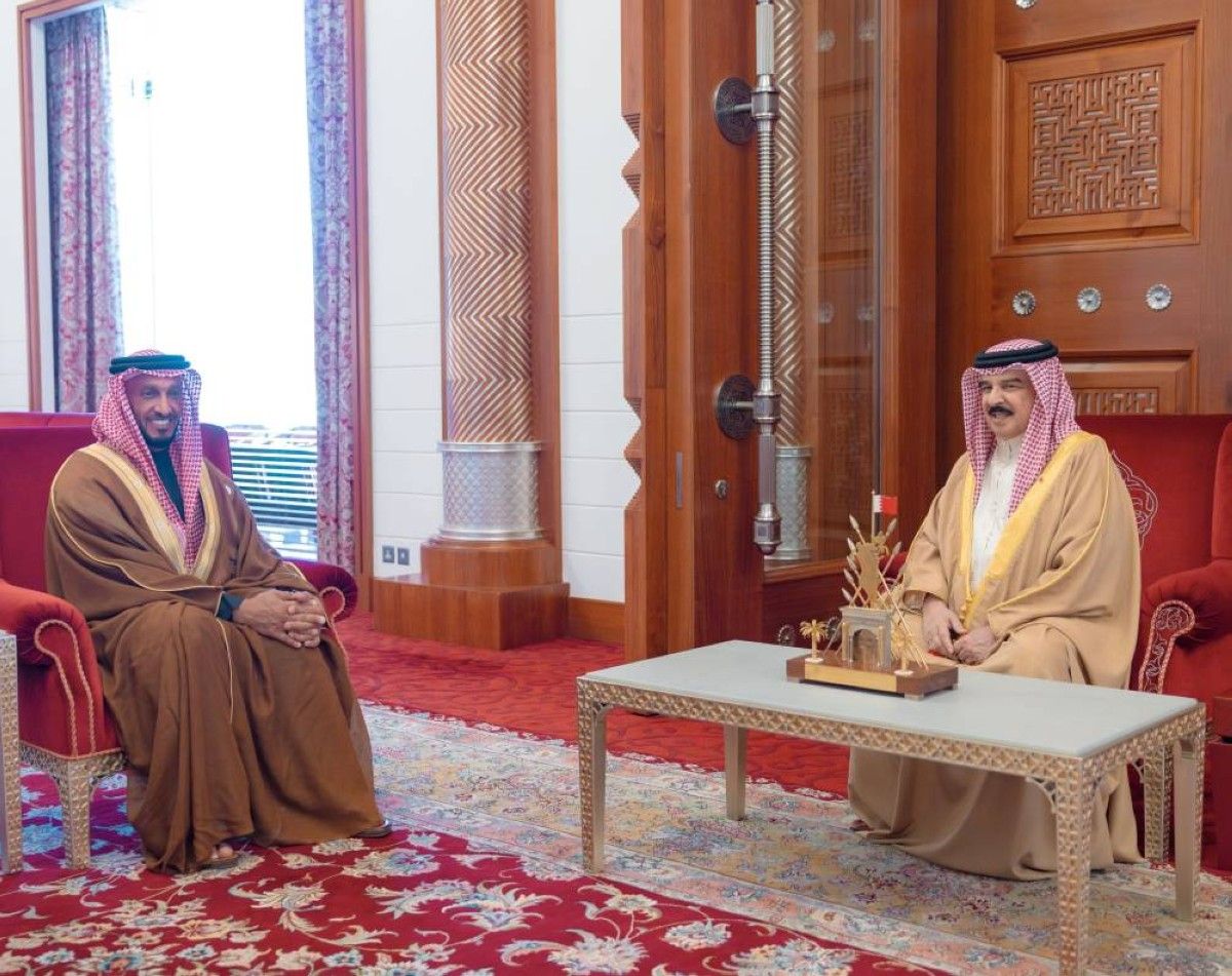 ملك البحرين يشيد بالمكانة الرفيعة للإمارات وبإنجازاتها ونهضتها الشاملة