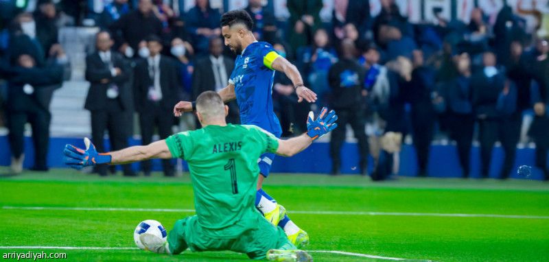 بضربة سالم.. الهلال أول آسيوي يبلغ الـ 300