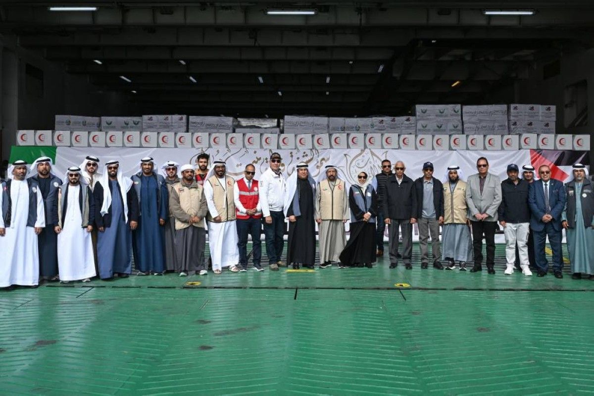 هدية من "أم الإمارات" إلى الشعب الفلسطيني .. وصول سفينة المساعدات الإماراتية السادسة لميناء العريش