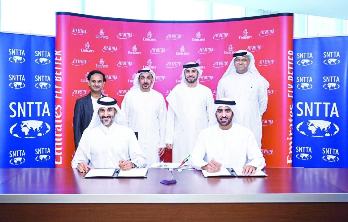 «الشارقة الوطنية للسفريات والسياحة» تجدد الشراكة الاستراتيجية مع «طيران الإمارات»
