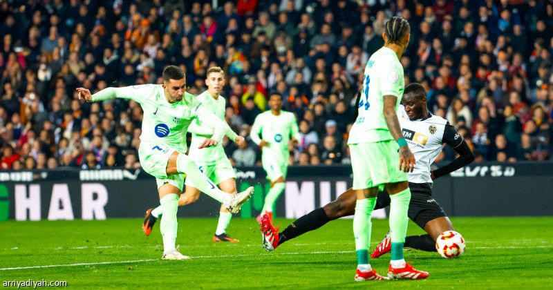 بعد 71 عاما.. برشلونة يصطاد «الخفافيش» بخماسية