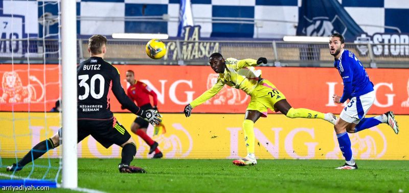 مواني يهدي يوفنتوس نقاط كومو