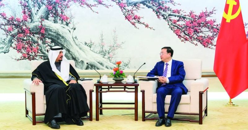 السفير الناجم خلال لقائه جين شين