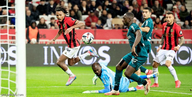 نيس ينتزع الثالث من موناكو