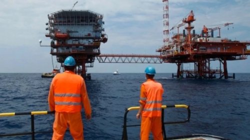 النفط السعودي في خطر .. النرويج تكتشف "الكنز الأسود" الأكبر عالمياً: 25 مليون برميل تُعيد تشكيل خريطة الطاقة وتُقلق الدول الكبرى