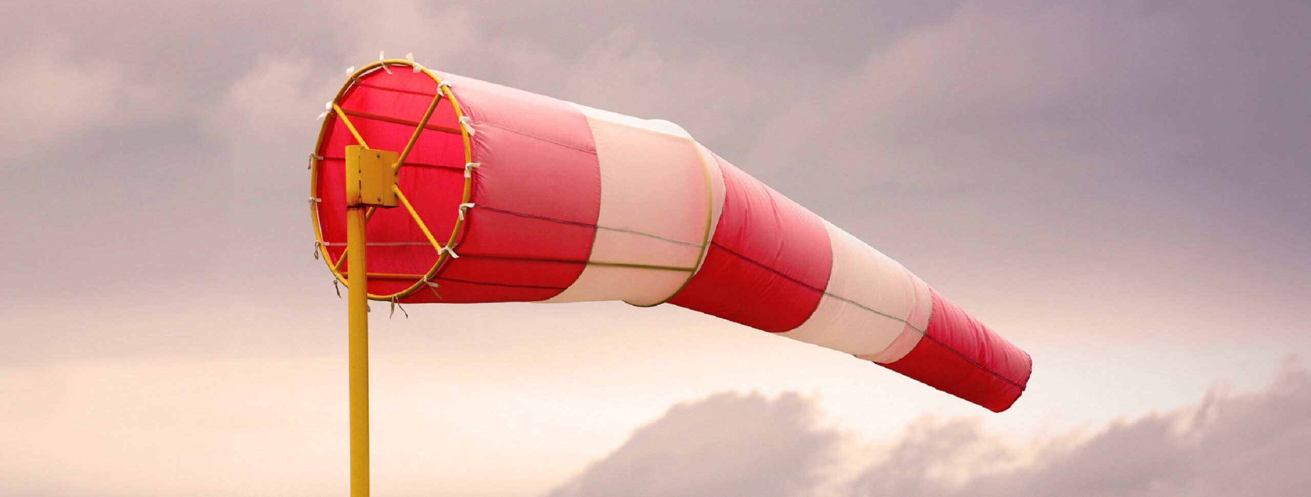 الأرصاد تحذر من نشاط الرياح الشمالية الغربية