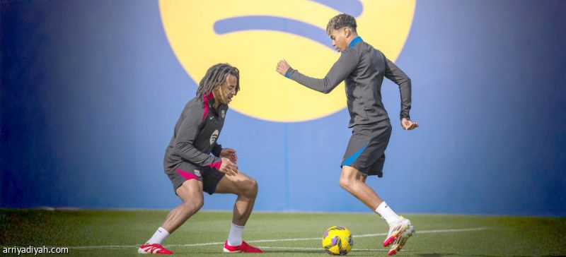 أمام إشبيلية.. برشلونة يتسلح بسيطرة 10 أعوام