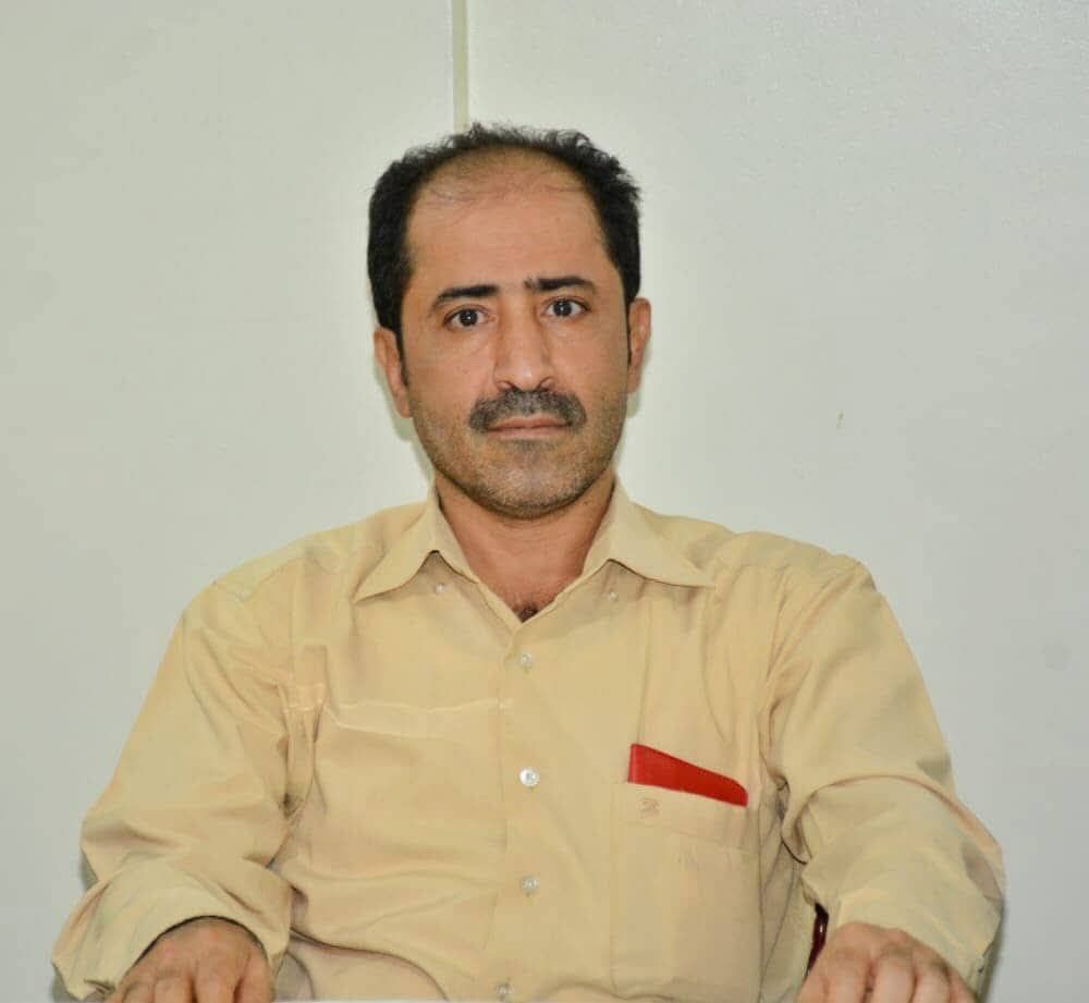 الضالع: قوات الانتقالي تحتجز صحفيًا أثناء تغطيته احتجاجات منددة بالأوضاع المعيشية