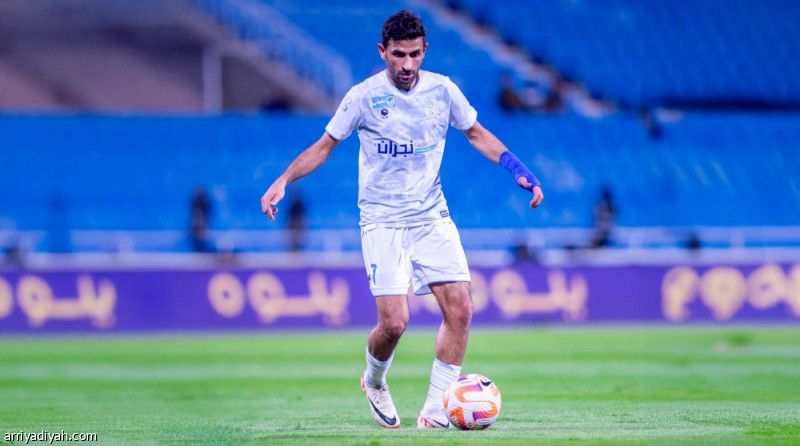 الحارثي خارج حسابات الأخدود أمام ضمك