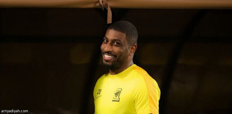 الاتحاد يعرض 3 أعوام.. وشراحيلي يؤجل قراره