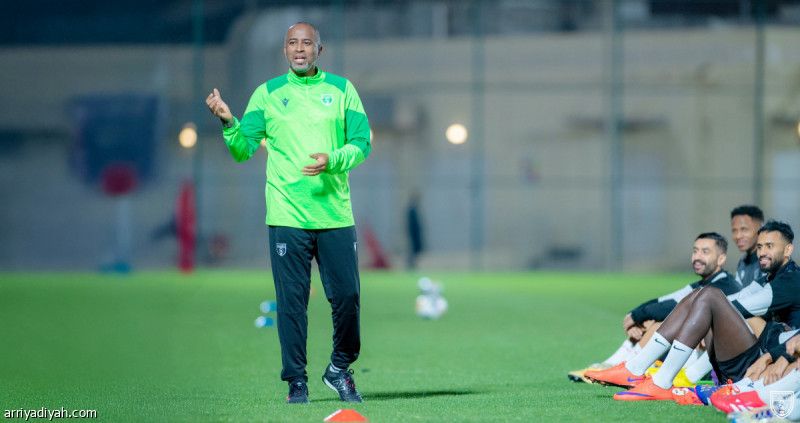 التعاون يهدد الوكرة بسجل قوي أمام القطريين