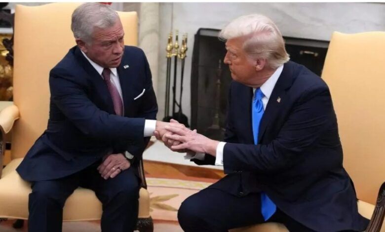 العاهل الأردني يؤكد أن “العرب سيأتون إلى أمريكا برد على خطة ترامب بشأن غزة”