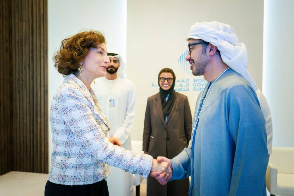 عبدالله بن زايد يلتقي المديرة العامة لـ"اليونسكو" على هامش القمة العالمية للحكومات