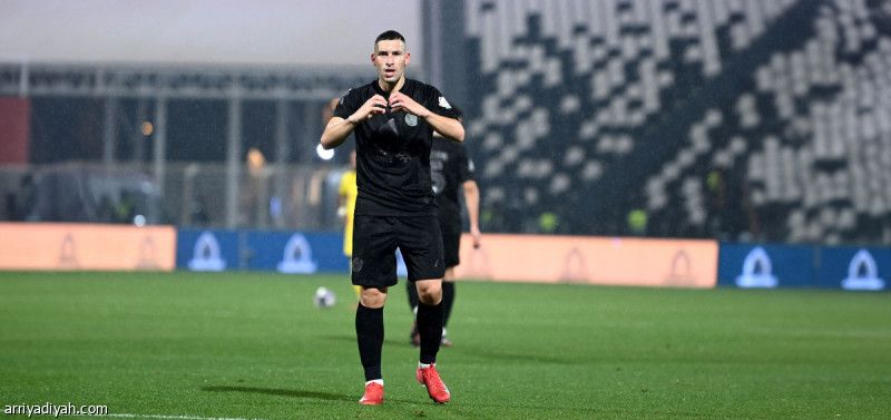 غابت 10 جولات.. جوانكا يستعيد حاسة التهديف