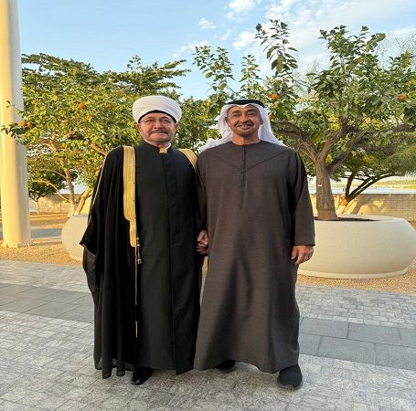 رئيس دولة الإمارات العربية يستقبل مفتي روسيا