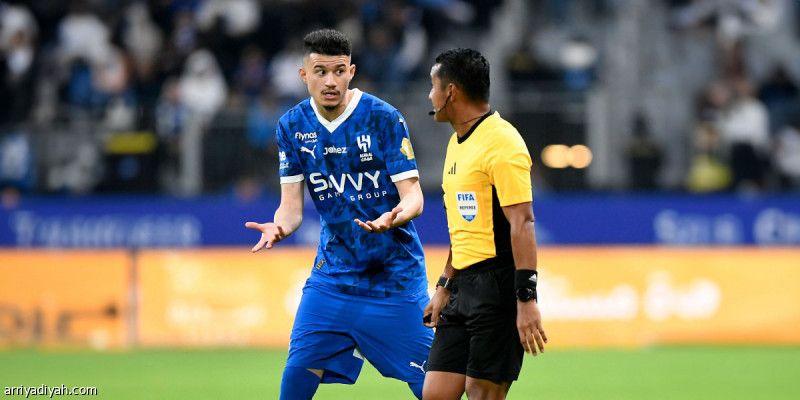 ريشة: الهلال يستحق ركلة جزاء واحدة