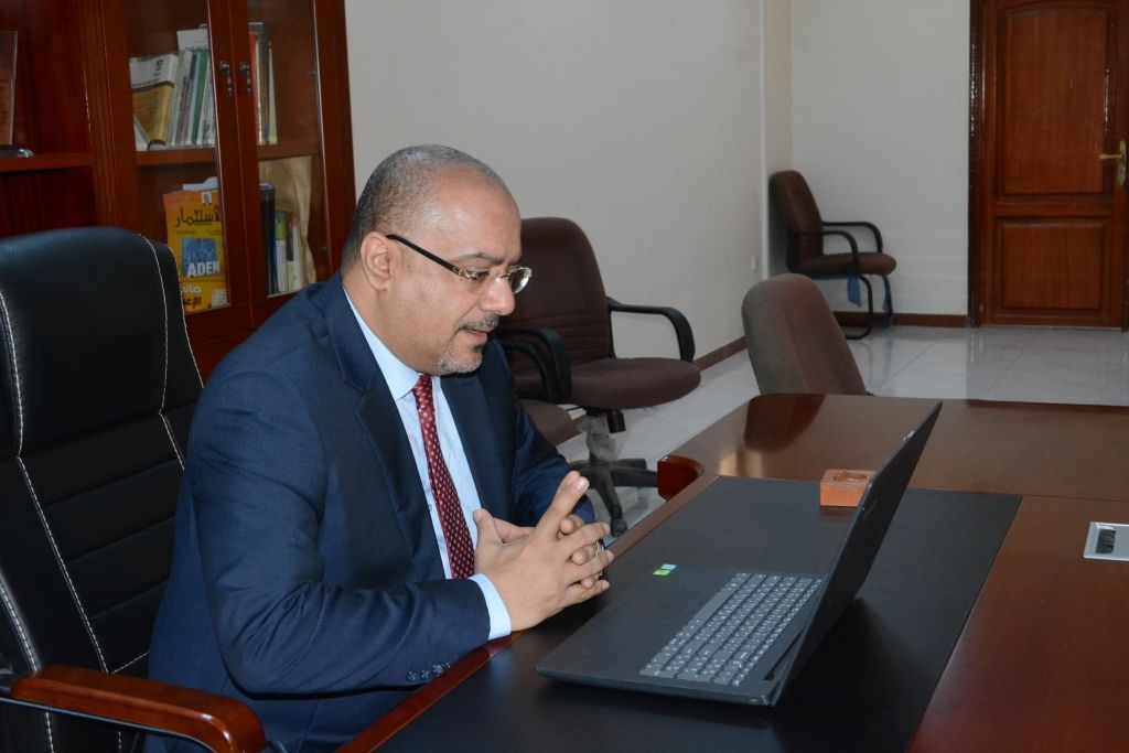 وزير التعاون الدولي: أعمال ومواقف الأمم المتحدة غامضة والحكومة لن نقف مكتوفة الأيدي