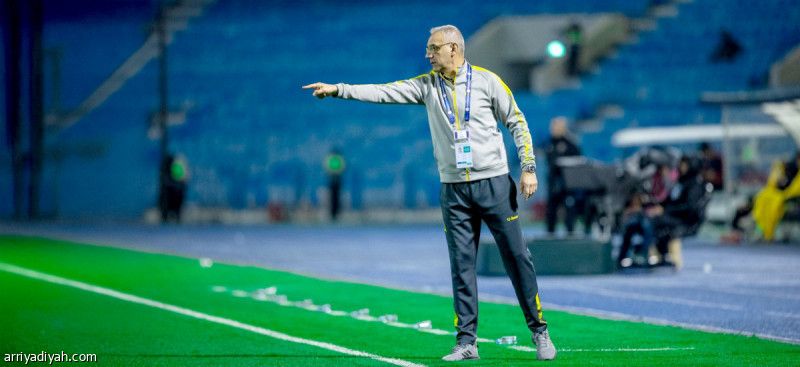 ماكيس: الفرص المهدرة وراء خسارتنا