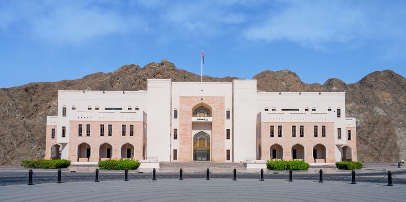 إصدار منشور مالي بشأن إسناد المناقصات الحكومية للمؤسسات الصغيرة والمتوسطة