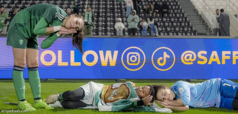 سيدات الأهلي يلحقن بالقادسية في نهائي الكأس