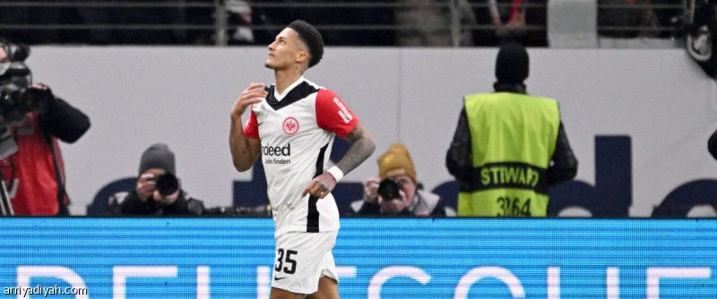 فرانكفورت يعود إلى سكة الانتصارات