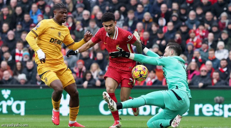 ليفربول يعوّض خيبة الديربي بثنائية وولفرهامبتون