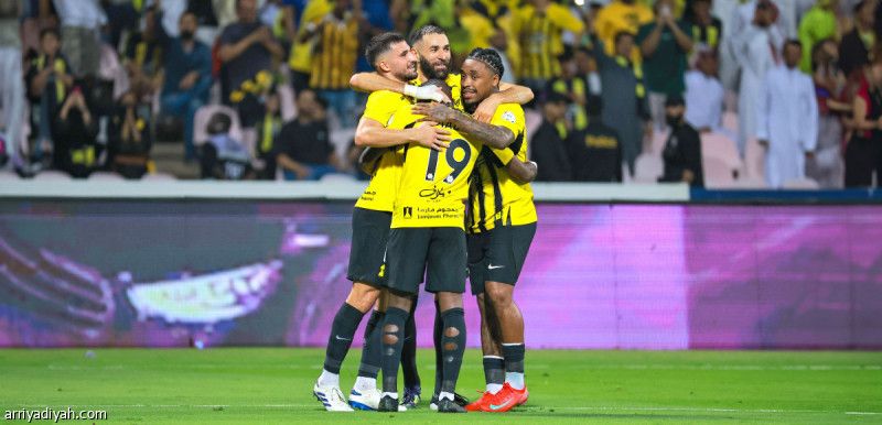 4 مرات.. لائحة التهديف تجمع بين بنزيما وعوار وبيرجوين