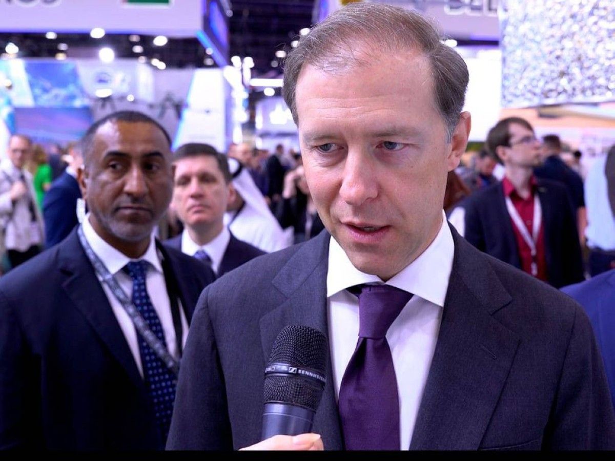 دينيس مانتوروف: مشاركتنا الواسعة في «آيدكس» تعكس عمق تعاون الإمارات وروسيا