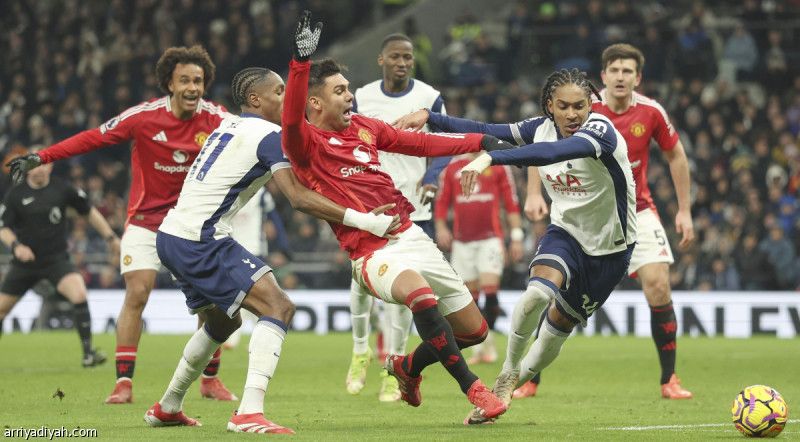 كاسيميرو يرفض الرحيل.. ويعتمد طريقة رونالدو