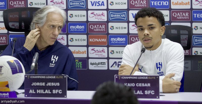 جيسوس: أتابع مباريات نيمار.. ولن أتسرع في قرار ميترو