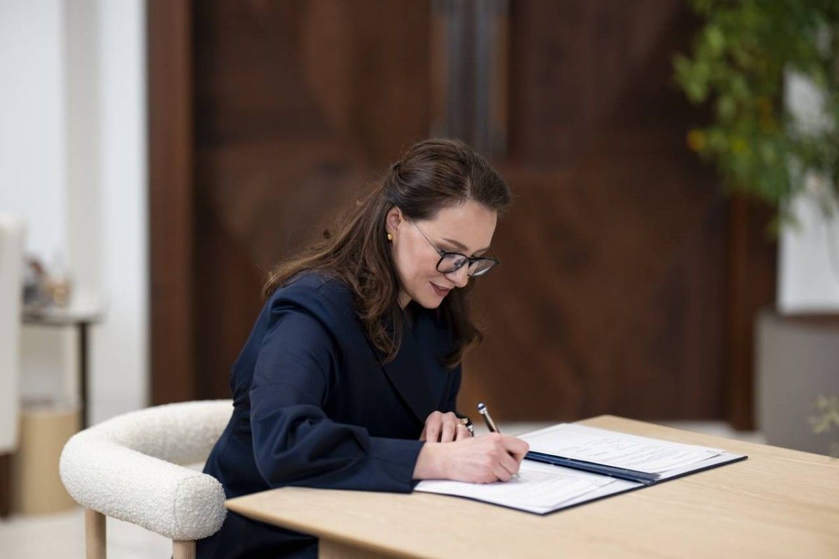 محمد بن زايد: نهج الإمارات يقوم على بناء جسور التعاون لتحقيق التنمية والازدهار للجميع