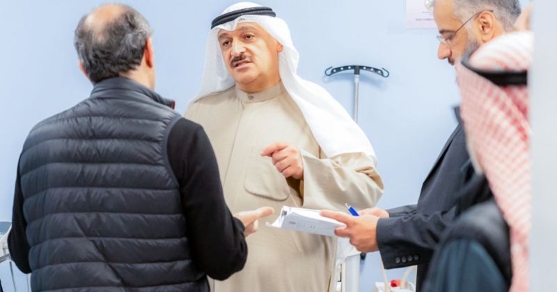 وزير الصحة يدشّن عيادة طبية جديدة في مبنى «طيران الجزيرة»