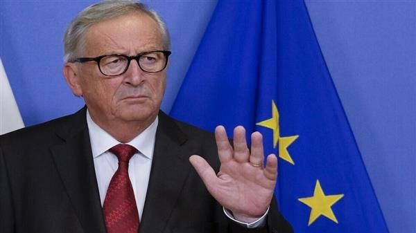 جان كلود يونكر: يجب التعامل الأوروبي مع تصريحات دونالد ترامب بجدية