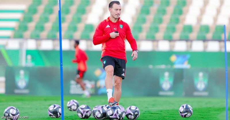 الأهلي.. يايسله يريح اللاعبين قبل تحضيرات ضمك