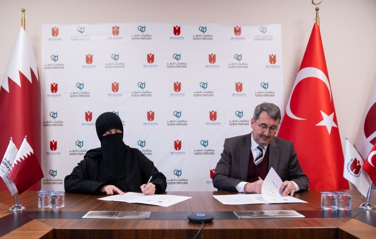 مركز مناظرات قطر يختتم البطولة الأوروبية للجامعات في إسطنبول