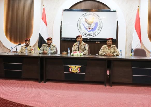 قائد المنطقة العسكرية الأولى: حماية المنافذ مسؤولية وطنية تتطلب يقظة أمنية عالية