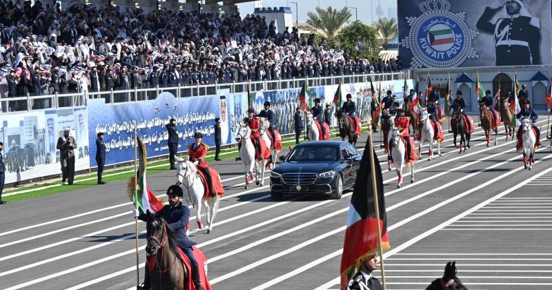 سمو الأمير يشمل برعايته وحضوره حفل تخرج الدفعة الـ47 من الطلبة الضباط بكلية الشرطة