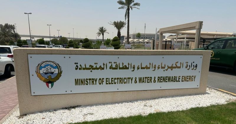 «الكهرباء» جاهزة لإيصال التيار لـ557 قسيمة في المطلاع