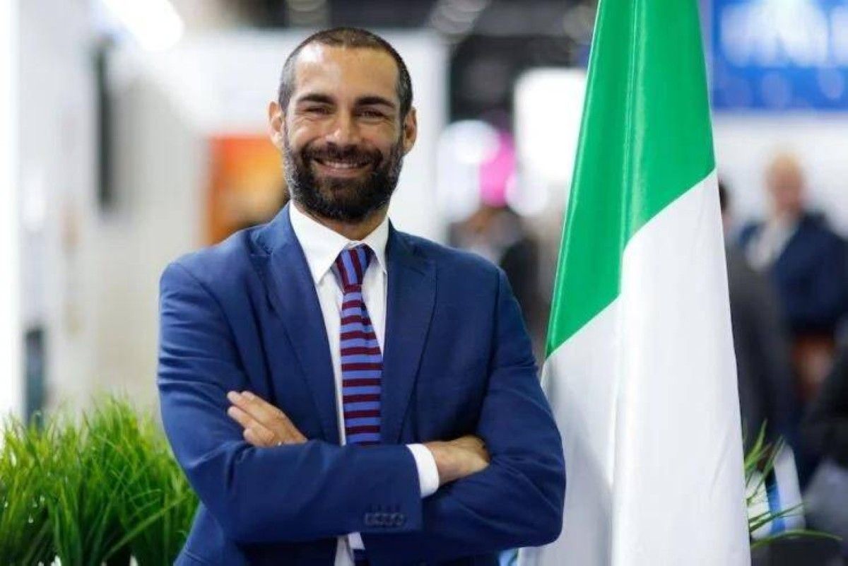 المفوض التجاري الإيطالي في الإمارات: معرض دبي الدولي للقوارب منصة بارزة لتعزيز التعاون