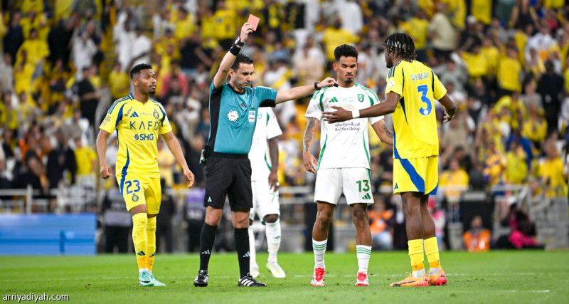 مضاعفة إيقاف سيماكان.. وتغريم الأهلي وأوباميانج والنمر