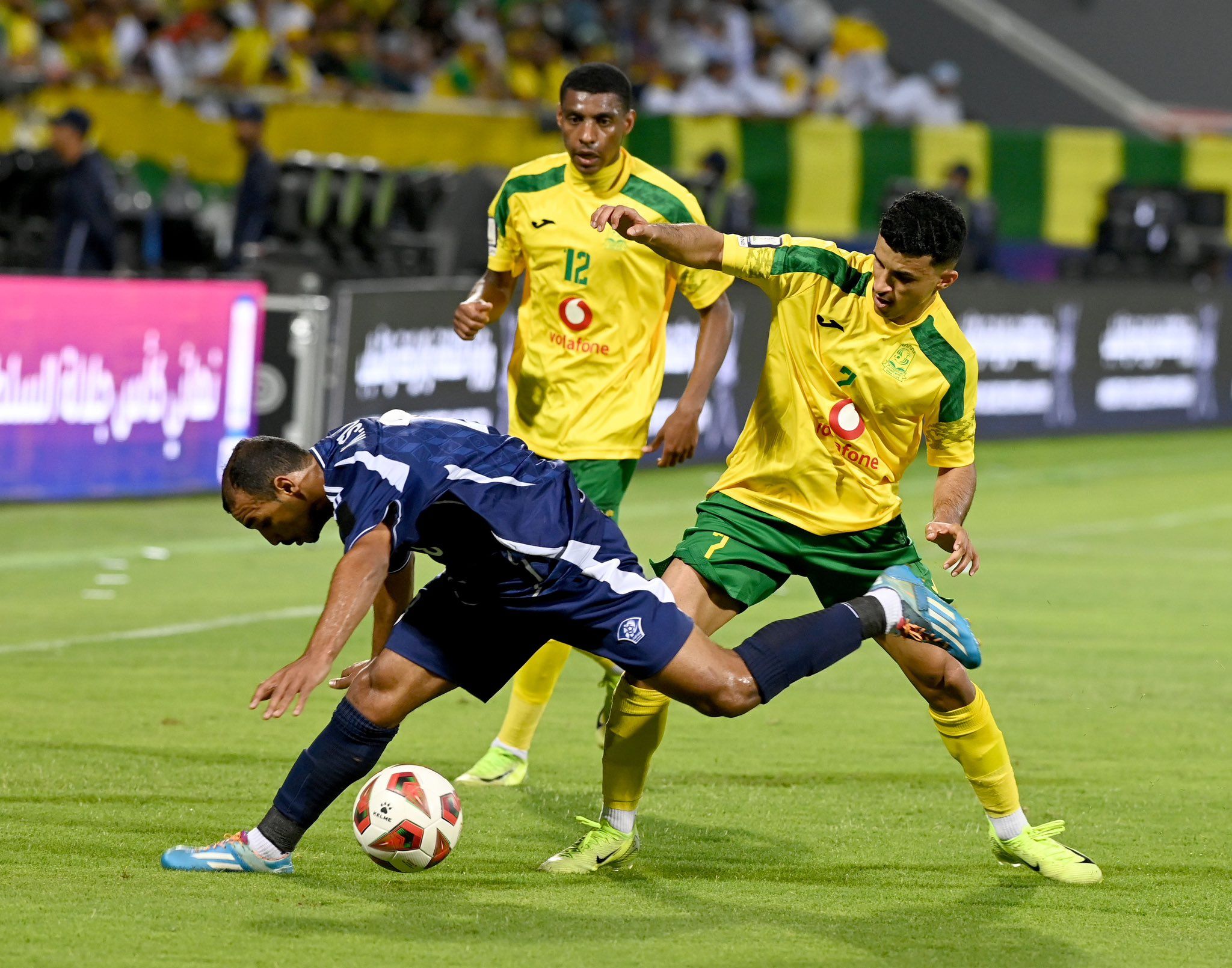 الشوط الأول.. تعادل الشباب و السيب في نهائي كأس جلالة السلطان