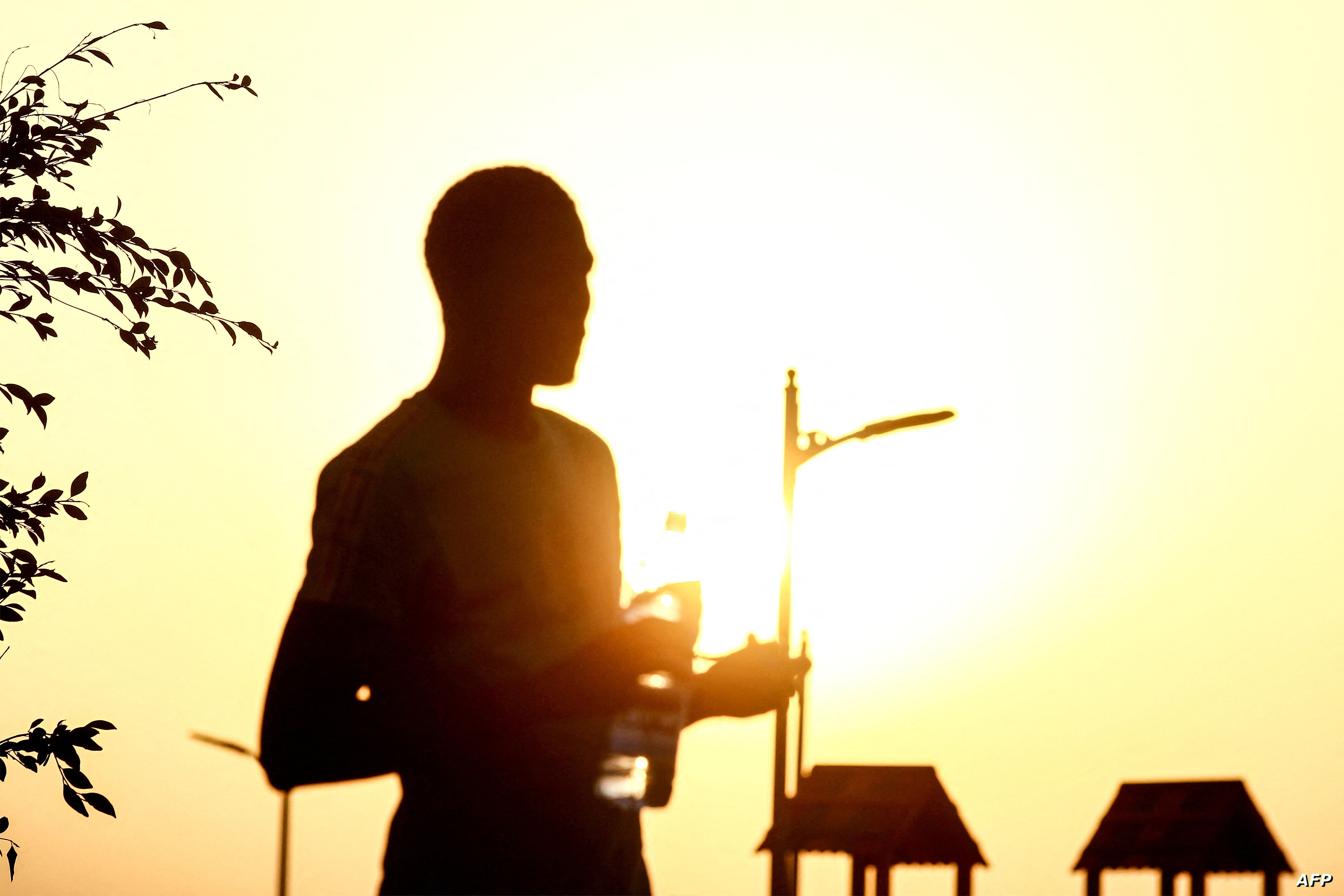 مركز الأرصاد يحذر المزارعين والصيادين ويدعو لاتخاذ الاحتياطات اللازمة