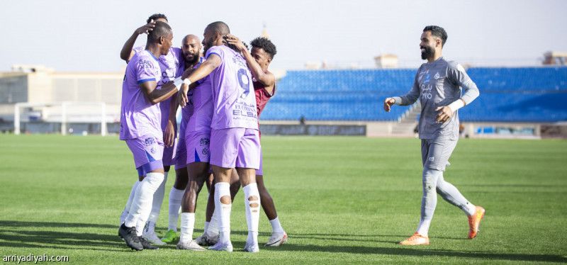 الخلود يضع الوحدة في الخطر