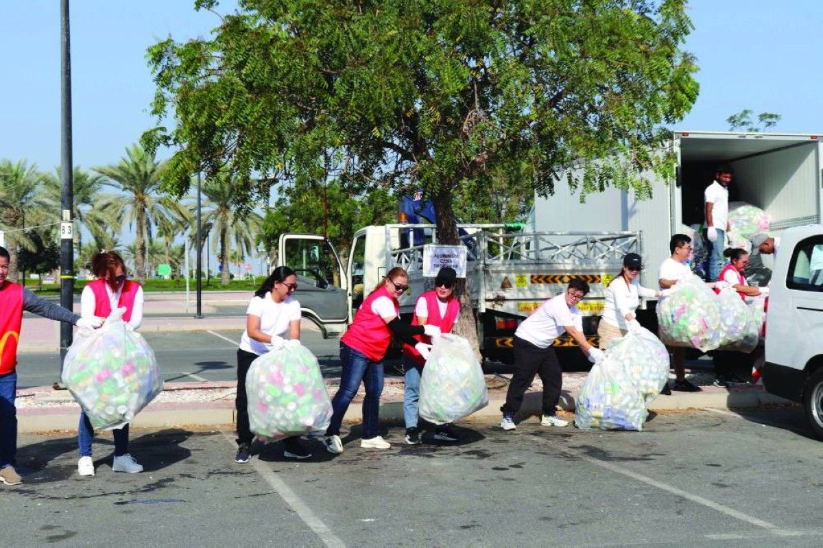 «عمل الإمارات للبيئة» تدعم «عام المجتمع» بـ«يوم جمع علب الألمنيوم»