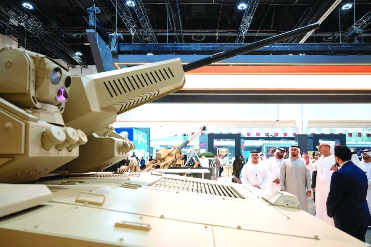 ذياب بن محمد: «آيدكس» يعزز التواصل بين صانعي القرار